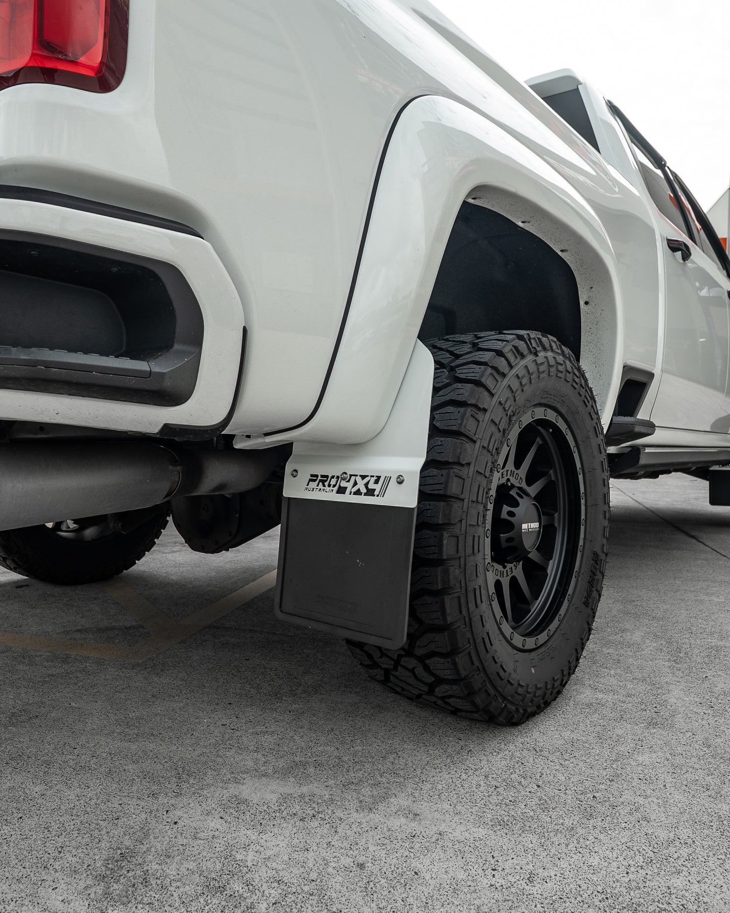 Pro 4x4 Mudflap Brackets with Mudflaps Front/Rear