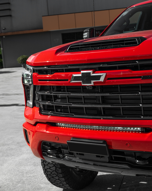 Silverado 2500HD Under-Grille LED Light Bar Kit