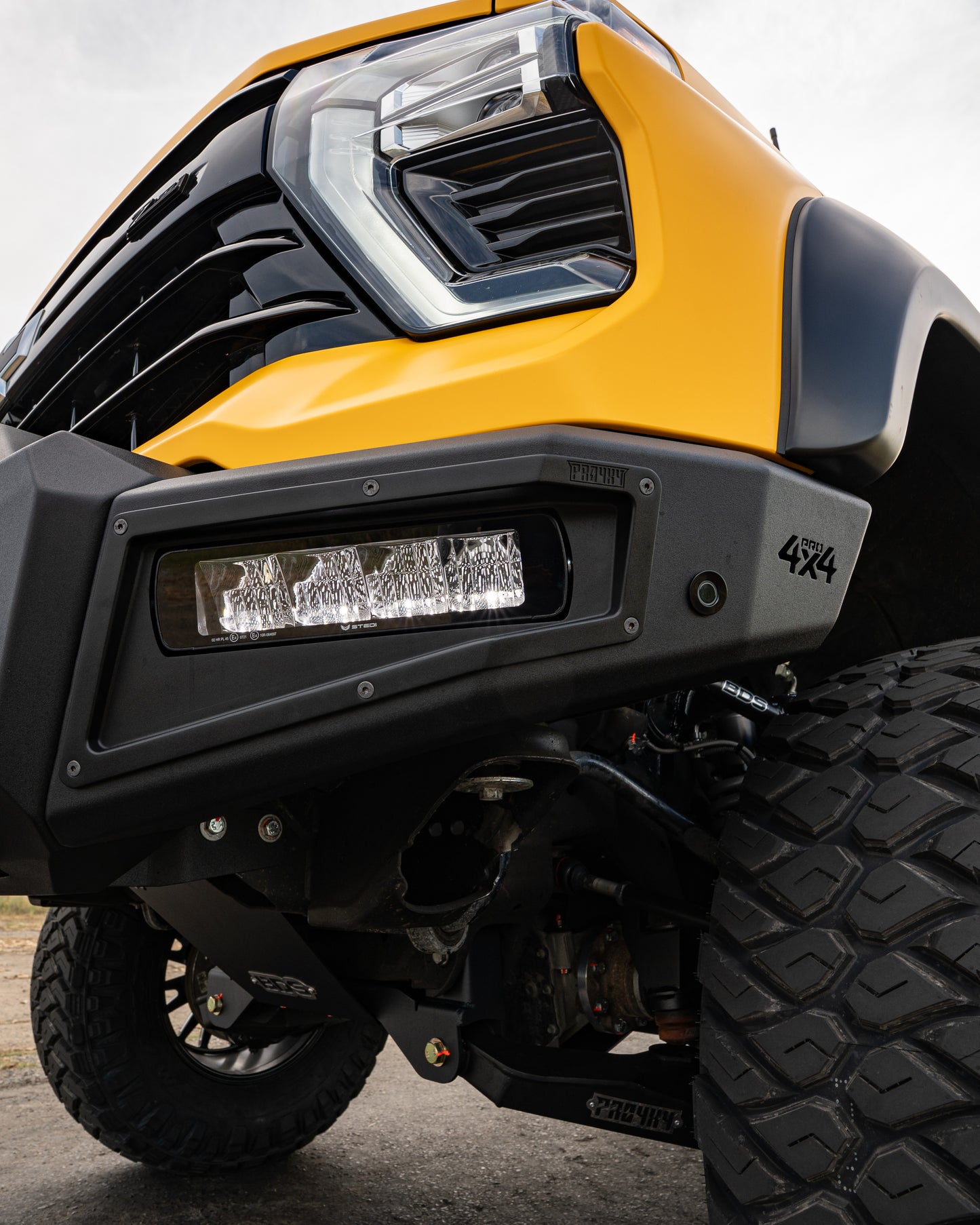 🦅 The Raven Bar Silverado 2500HD 24+